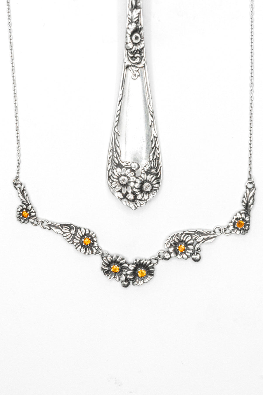 Daisy Necklace